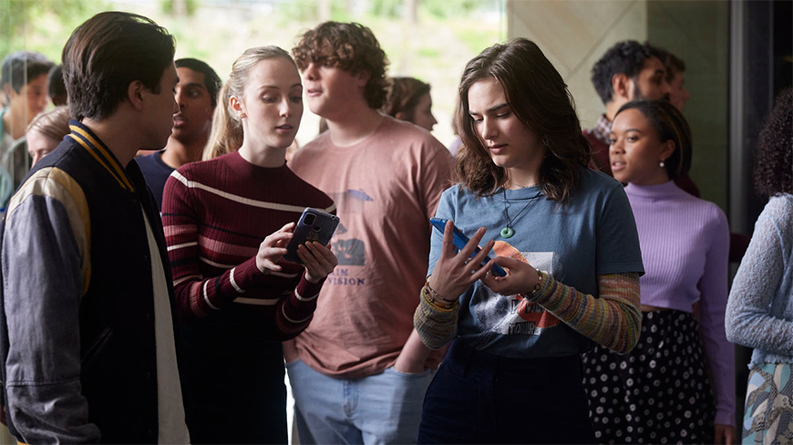 The Pm S Daughter  Ollie -jaga Yap-  Sadie -natalie English-  Cat -cassandra Helmot-  S2ep1 Sd08 Joelpratle-1